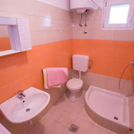 Apartment Zora Lopar